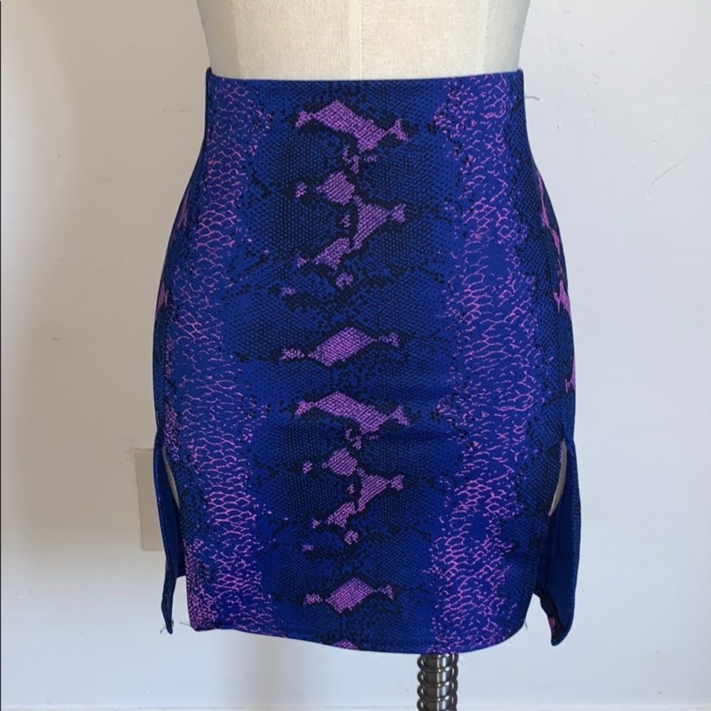 Missguided | High Waist Snake Print Mini Skirt | 4
